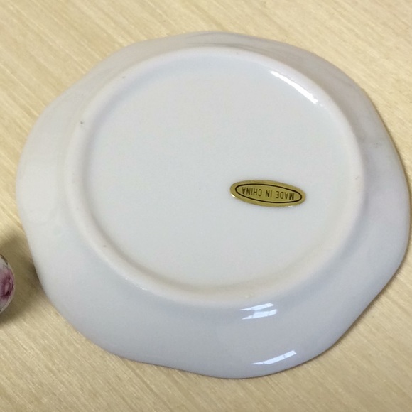 Sweetest little ceramic Tea Set - Picture 3 of 3